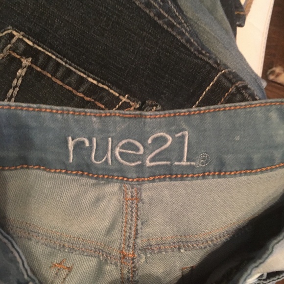 Rue21 Mid-Rise Skinny Jegging - Freedom Flex - Picture 7 of 9